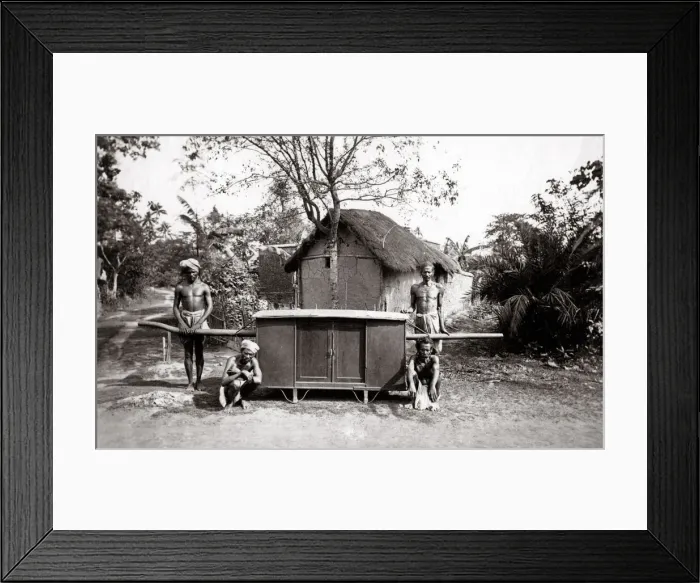 Framed Print : c. 1880s India carrying chair or palanquin Framed Print : c. 1880s India carrying chair or palanquin