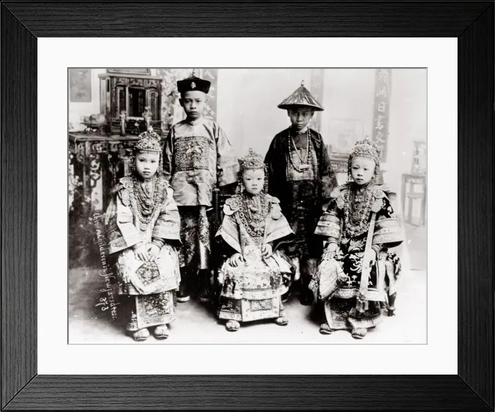 Framed Print : Chinese children, wealthy family, probably in Singapore Framed Print : Chinese children, wealthy family, probably in Singapore