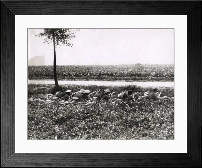 Framed Print : WWI: British infantry waiting in a ditch, Belgium Framed Print : WWI: British infantry waiting in a ditch, Belgium