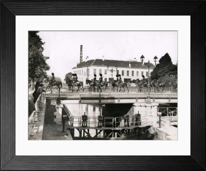 Framed Print : WWI: Belgian cavalry retreating through Ghent Framed Print : WWI: Belgian cavalry retreating through Ghent