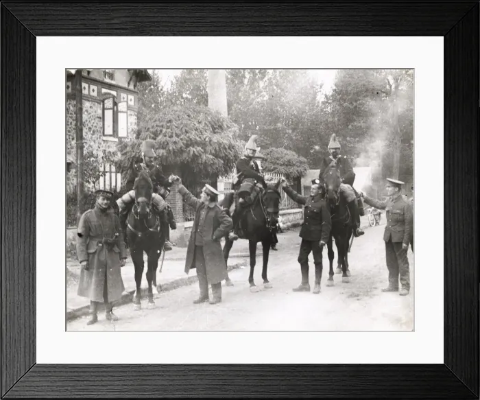Framed Print : WWI: British soldiers offering cigarettes to French cavalry Framed Print : WWI: British soldiers offering cigarettes to French cavalry