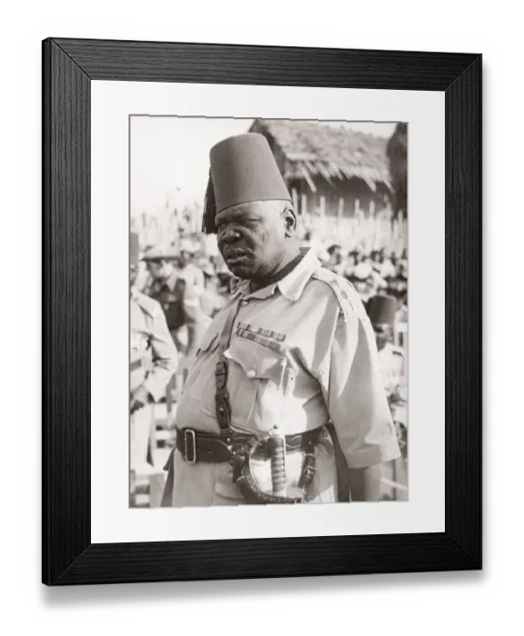 Framed Print : 1940s East Africa - soldiers Kenya, Kings African Rifles Framed Print : 1940s East Africa - soldiers Kenya, Kings African Rifles