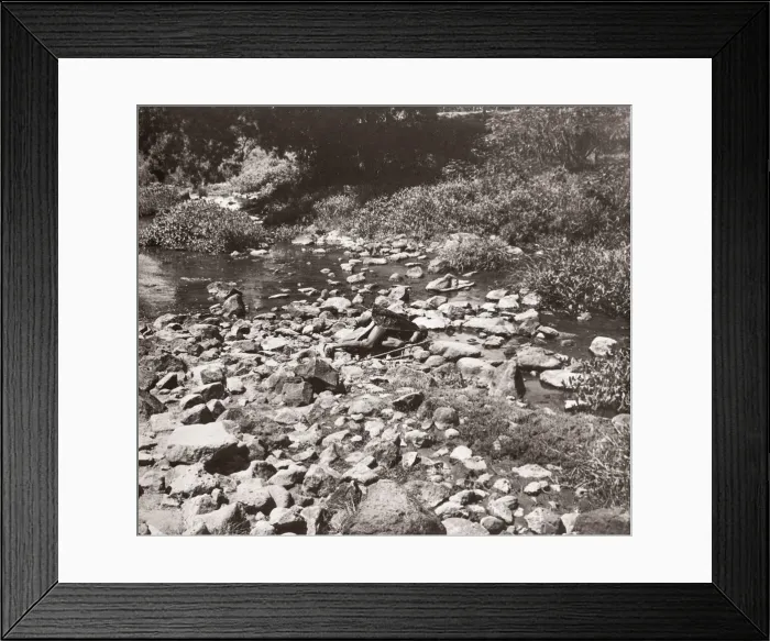 Framed Print : 1940s East Africa - Msi drinking at a river Framed Print : 1940s East Africa - Msi drinking at a river