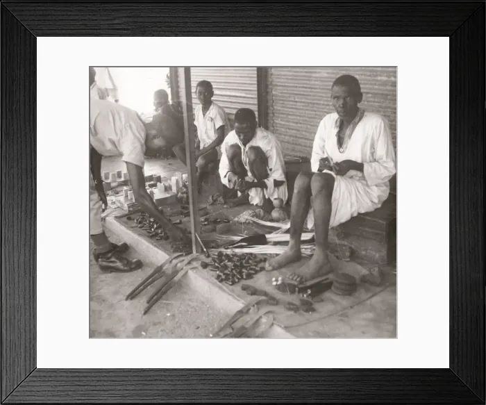Framed Print : 1940s East Africa - Uganda - street market Mbarara Framed Print : 1940s East Africa - Uganda - street market Mbarara