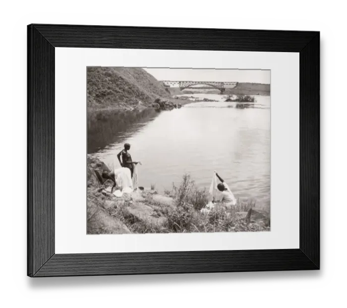 Framed Print : 1940s East Africa - Uganda washing clothes Lake Victoria Framed Print : 1940s East Africa - Uganda washing clothes Lake Victoria