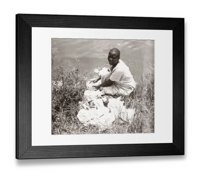 Framed Print : 1940s East Africa - Uganda washing clothes Lake Victoria Framed Print : 1940s East Africa - Uganda washing clothes Lake Victoria