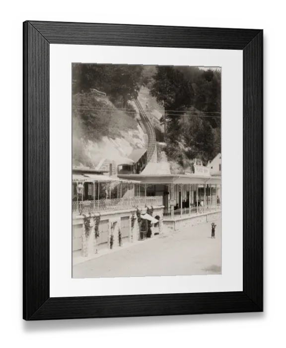 Framed Print : Alpnach, Obwalden in Switzerland. funicular railway Framed Print : Alpnach, Obwalden in Switzerland. funicular railway