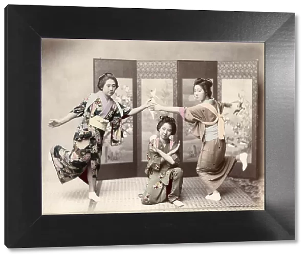c. 1880s Japan - dancers, geishas