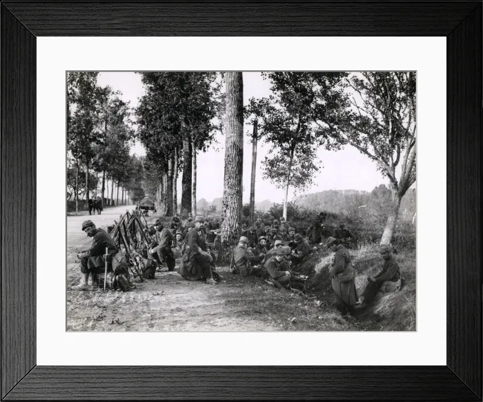 Framed Print : WWI: French soldiers resting on their way to the front Framed Print : WWI: French soldiers resting on their way to the front