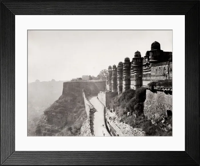 Framed Print : Walls of the fort at Gwalior, India Framed Print : Walls of the fort at Gwalior, India
