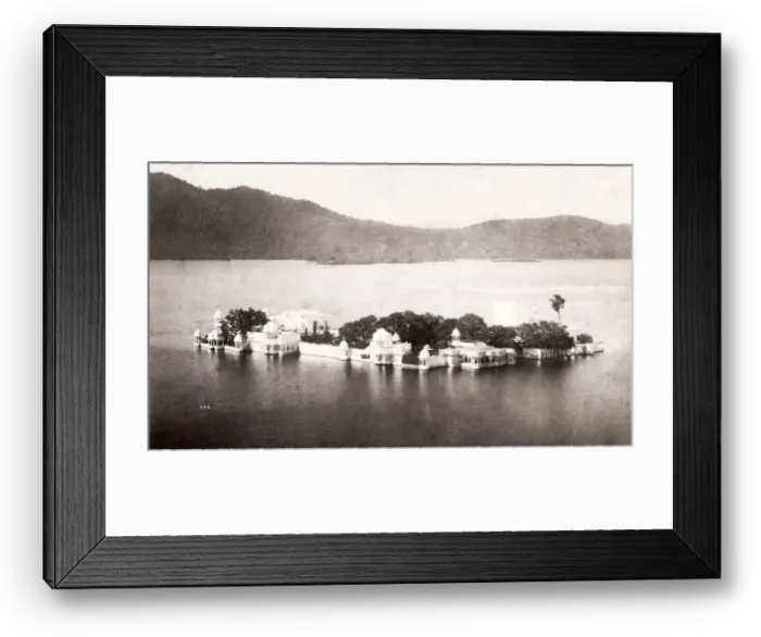 Framed Print : Lake and palace at Udaipur, India Framed Print : Lake and palace at Udaipur, India