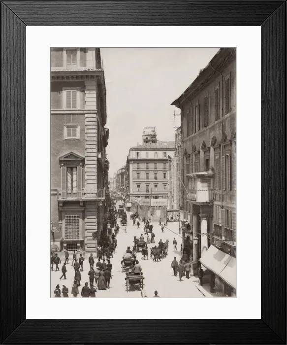 Framed Print : Via del Corso, Rome, Italy, busy with traffic Framed Print : Via del Corso, Rome, Italy, busy with traffic