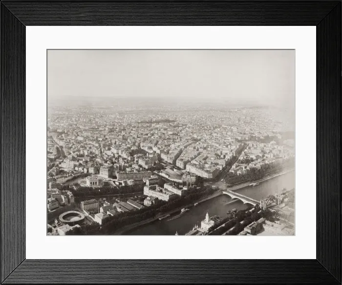 Framed Print : Aeriel view of Paris city centre, France Framed Print : Aeriel view of Paris city centre, France