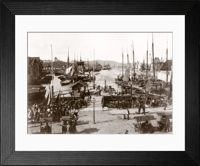Framed Print : Fishing harbour, boats, Bergen, Norway Framed Print : Fishing harbour, boats, Bergen, Norway