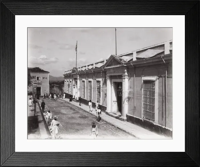 Framed Print : Cuba: the Palace, street in Santiago Framed Print : Cuba: the Palace, street in Santiago
