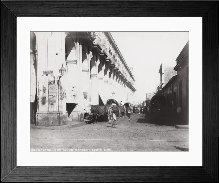 Framed Print : Cuba: Tacon market, street scene, Havana Framed Print : Cuba: Tacon market, street scene, Havana