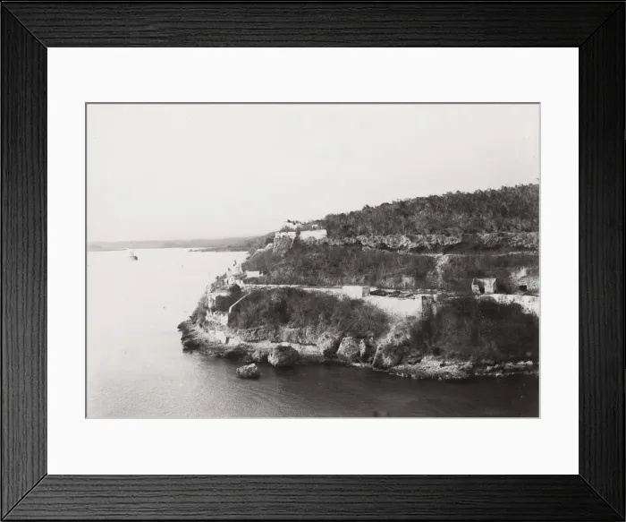 Framed Print : Cuba: harbour and Estralla Fortress, Santiago Framed Print : Cuba: harbour and Estralla Fortress, Santiago
