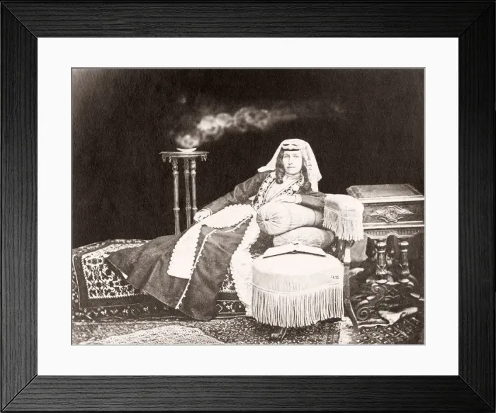 Framed Print : Caucasus Georgia - Georgian woman Framed Print : Caucasus Georgia - Georgian woman