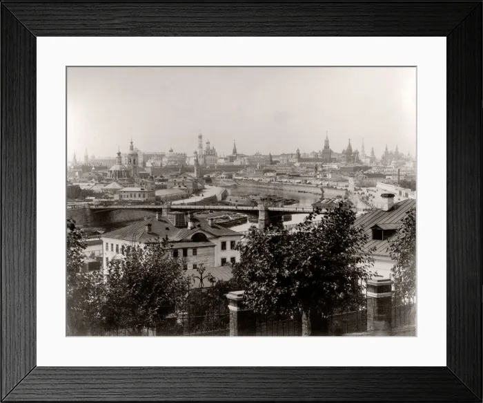 Framed Print : Russia - rooftop view of Moscow towards the Kremlin Framed Print : Russia - rooftop view of Moscow towards the Kremlin