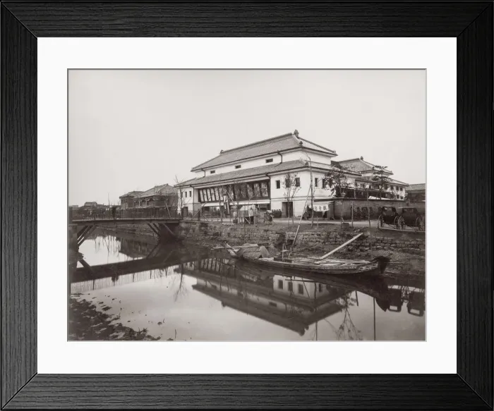 Framed Print : Bridge and theatre, Tokyo, Japan Framed Print : Bridge and theatre, Tokyo, Japan
