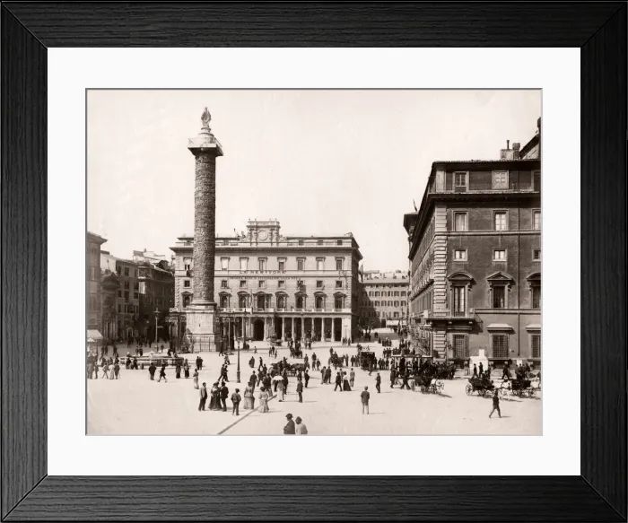 Framed Print : Piazza Colonna, Rome, Italy, pedestrians Framed Print : Piazza Colonna, Rome, Italy, pedestrians