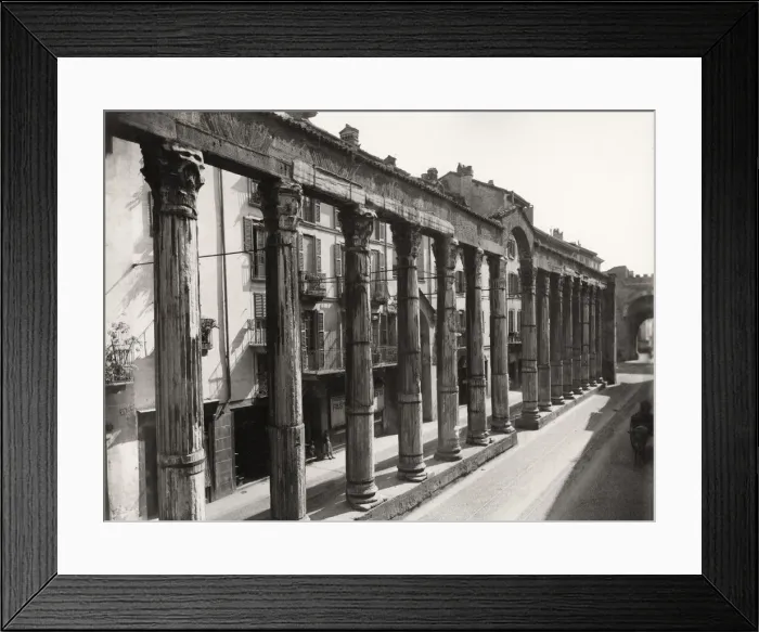Framed Print : The Colonne di San Lorenzo, Columns of San Lorenzo, Milan Framed Print : The Colonne di San Lorenzo, Columns of San Lorenzo, Milan
