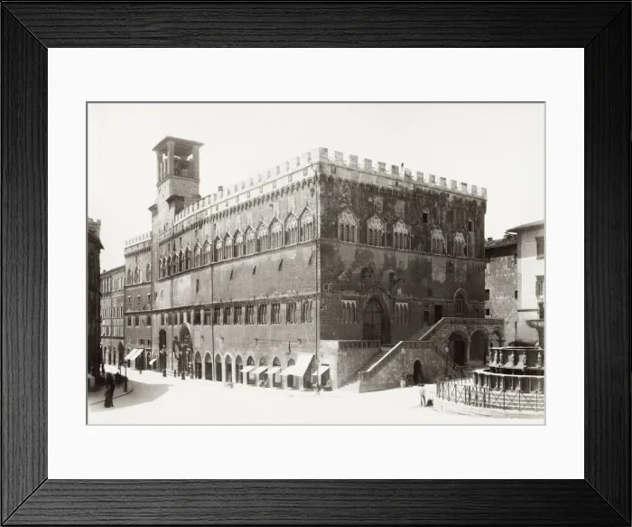 Framed Print : he Palazzo dei Priori, Perugia, Italy Framed Print : he Palazzo dei Priori, Perugia, Italy