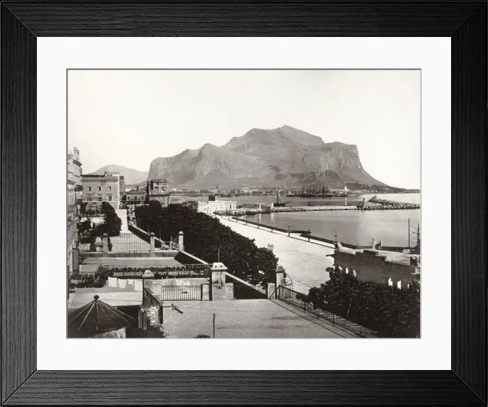 Framed Print : Palermo, Italy harbour and Monte Pellegrino Framed Print : Palermo, Italy harbour and Monte Pellegrino