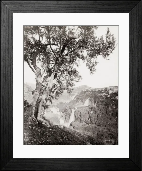 Framed Print : Tivoli waterfall, near Rome, Italy Framed Print : Tivoli waterfall, near Rome, Italy