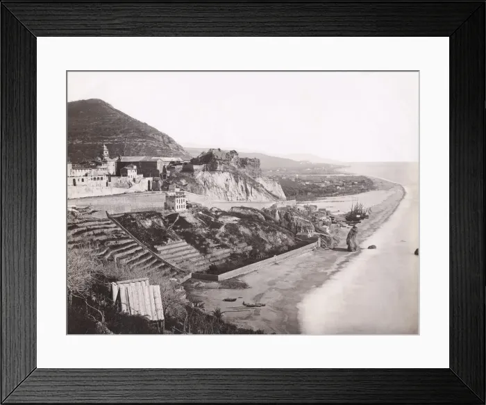 Framed Print : Riviera, Ventimiglia, Italy, view along coast Framed Print : Riviera, Ventimiglia, Italy, view along coast