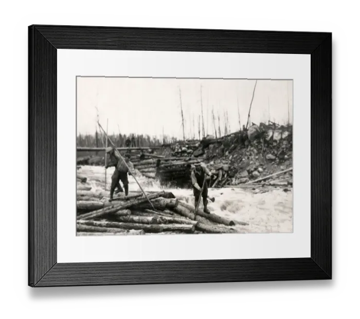 Framed Print : Early 20th century vintage press photograph Framed Print : Early 20th century vintage press photograph