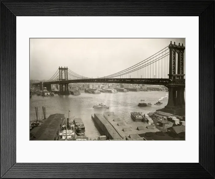 Framed Print : Early 20th century vintage press photograph Framed Print : Early 20th century vintage press photograph