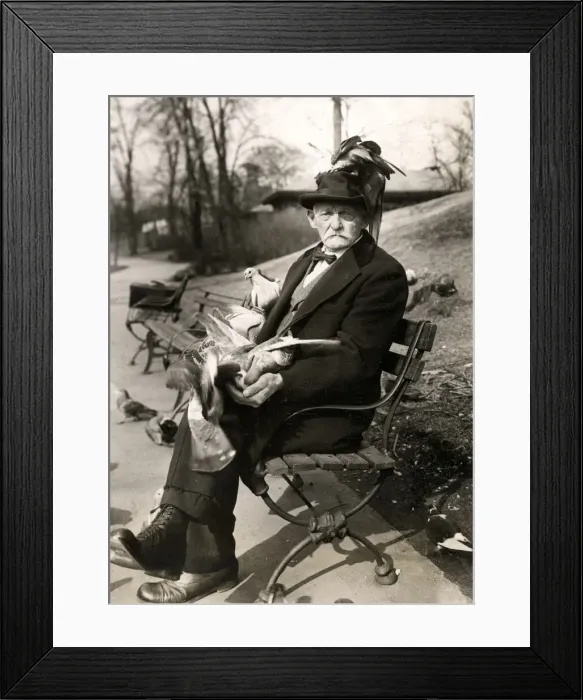 Framed Print : Early 20th century vintage press photograph Framed Print : Early 20th century vintage press photograph