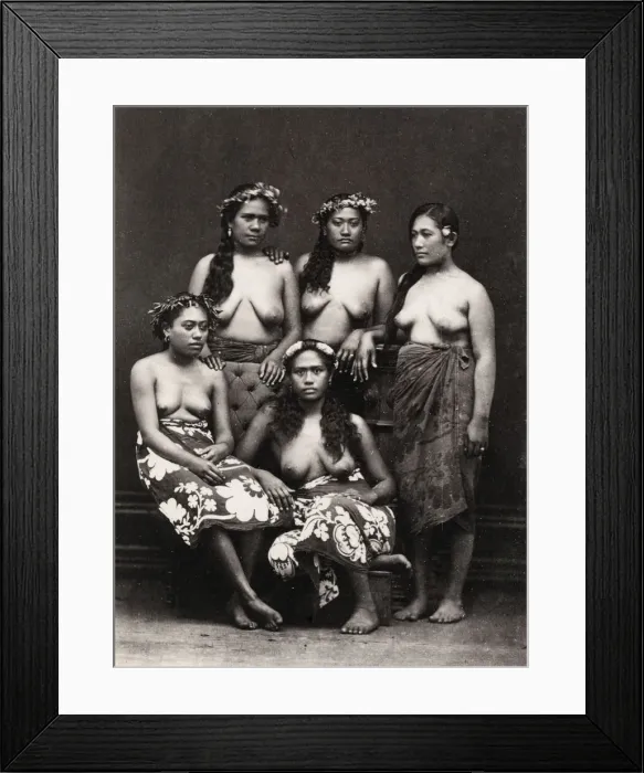 Framed Print : Pacific Islands, Oceania: portrait of young women Framed Print : Pacific Islands, Oceania: portrait of young women