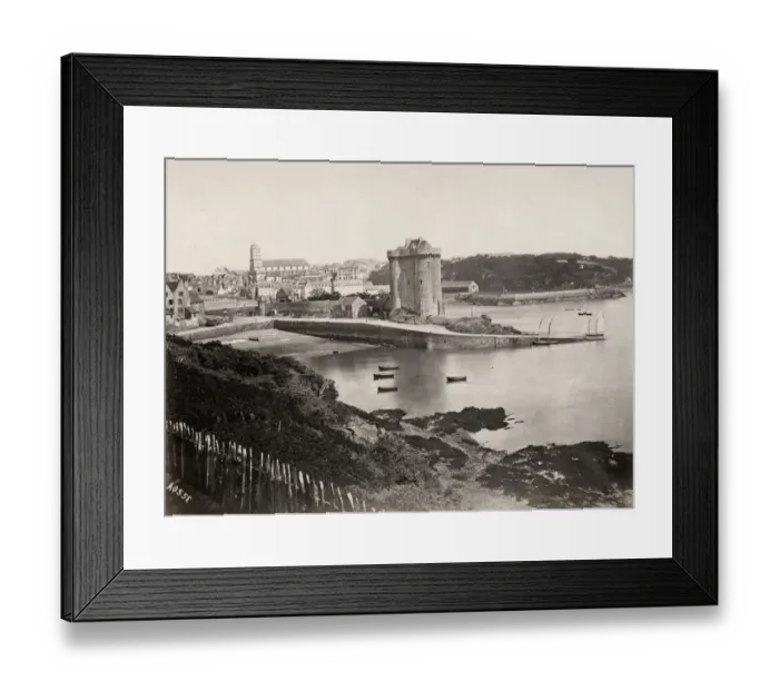 Framed Print : View of the harbour at St Malo, France Framed Print : View of the harbour at St Malo, France