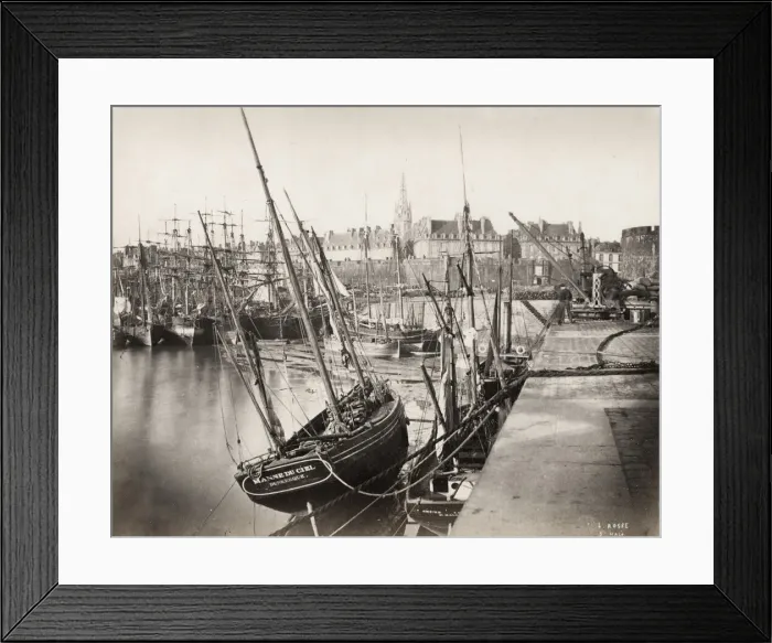 Framed Print : View of the harbour at St Malo, France Framed Print : View of the harbour at St Malo, France