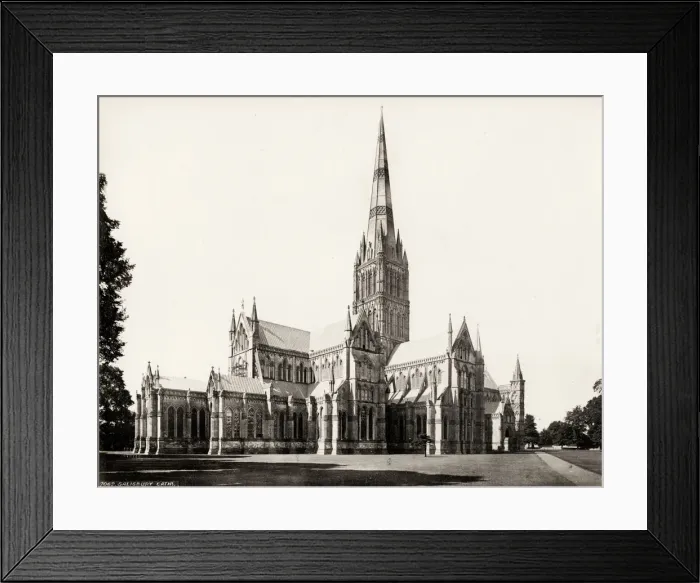 Framed Print : England religion, church: Salisbury Cathedral Framed Print : England religion, church: Salisbury Cathedral