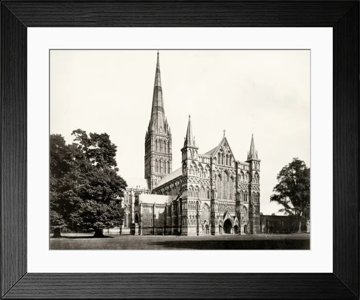 Framed Print : England religion, church: Salisbury Cathedral Framed Print : England religion, church: Salisbury Cathedral