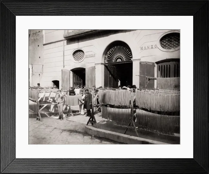 Framed Print : Manufacturer of pasta, macaroni, Naples, Napoli, Italy Framed Print : Manufacturer of pasta, macaroni, Naples, Napoli, Italy