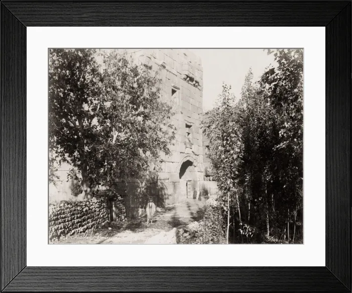 Framed Print : Baalbec, Baalbek, Syria, entrance to the fortress Framed Print : Baalbec, Baalbek, Syria, entrance to the fortress