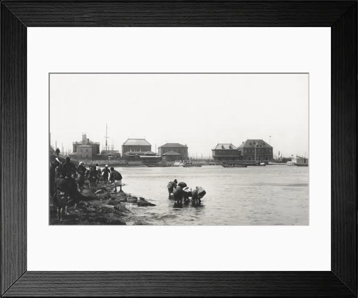 Framed Print : Harbour, Yokohama, Japan Framed Print : Harbour, Yokohama, Japan