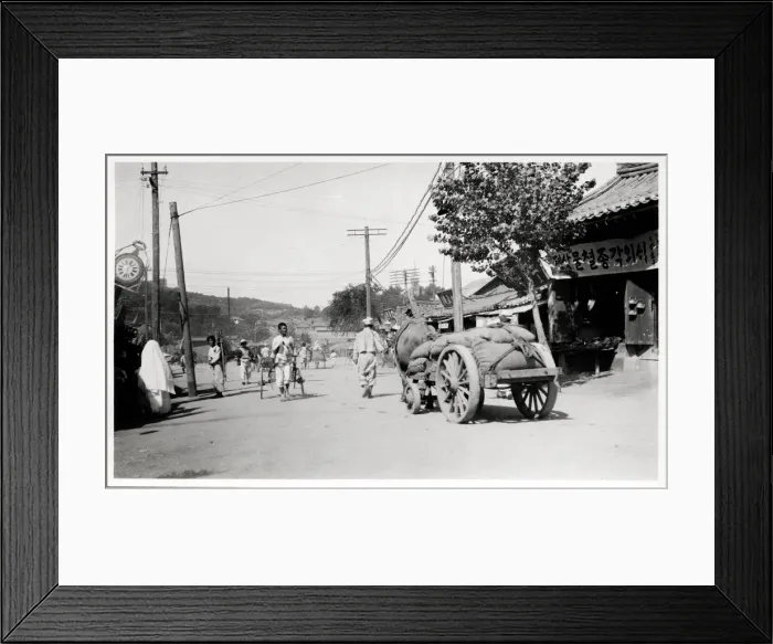 Framed Print : Daily life, street scene with wagon, Korea Framed Print : Daily life, street scene with wagon, Korea