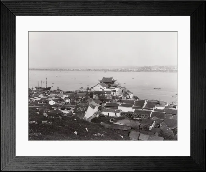 Framed Print : Yanztze River view, possibly Hanyang, modern Wuhan, China Framed Print : Yanztze River view, possibly Hanyang, modern Wuhan, China