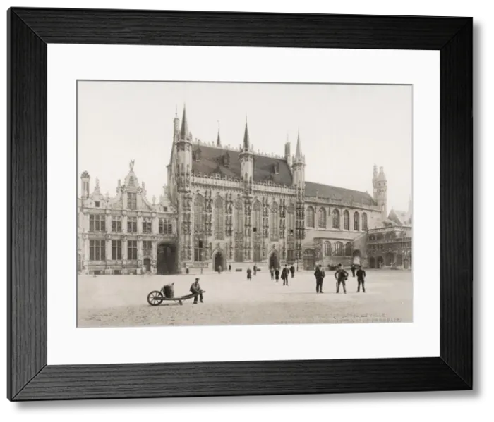 Framed Print : Hotel de ville, Bruges, Belgium Framed Print : Hotel de ville, Bruges, Belgium
