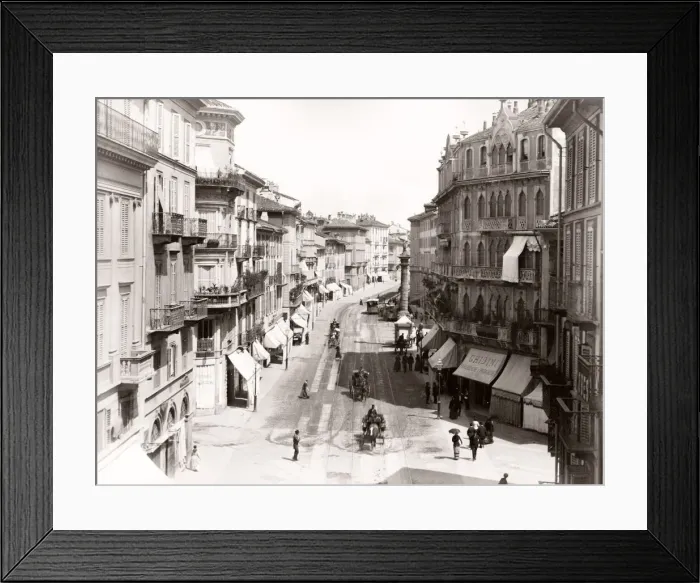 Framed Print : Corso Venezia, shopping street, Milan, Italy Framed Print : Corso Venezia, shopping street, Milan, Italy