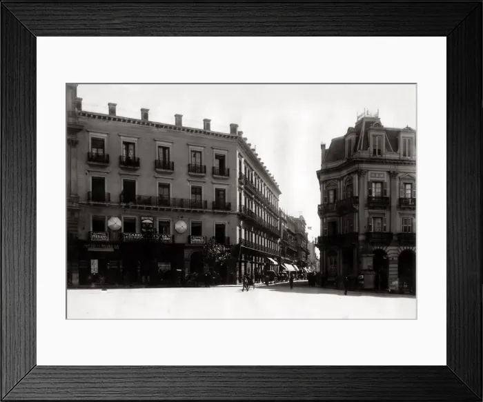 Framed Print : c. 1890s South America, Argentina, Buenos Aires, Calle 25 Mayo Framed Print : c. 1890s South America, Argentina, Buenos Aires, Calle 25 Mayo