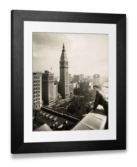 Framed Print : c. 1920s - New York Medtropolitan Life, Met Life tower Framed Print : c. 1920s - New York Medtropolitan Life, Met Life tower