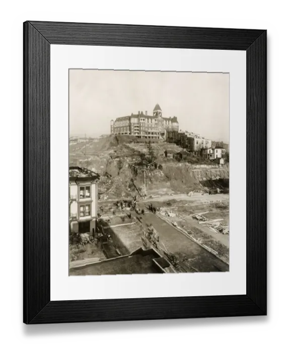 Framed Print : Early 20th century vintage press photograph Framed Print : Early 20th century vintage press photograph