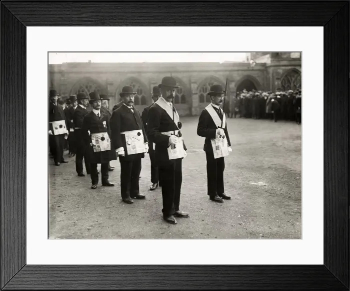 Framed Print : Early 20th century vintage press photograph Framed Print : Early 20th century vintage press photograph