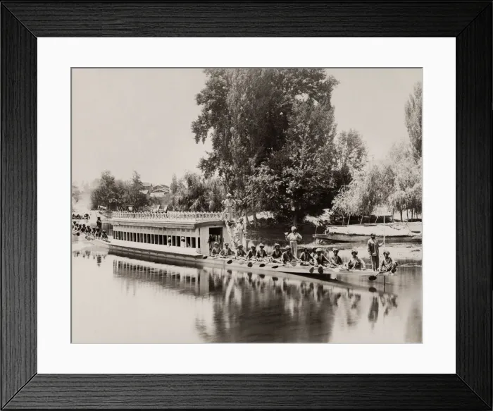 Framed Print : State barge belonging to the Maharaja of Kashmir, India Framed Print : State barge belonging to the Maharaja of Kashmir, India